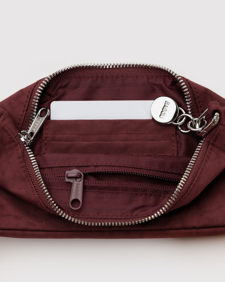 Baggu Nylon Pochette in Mahogany