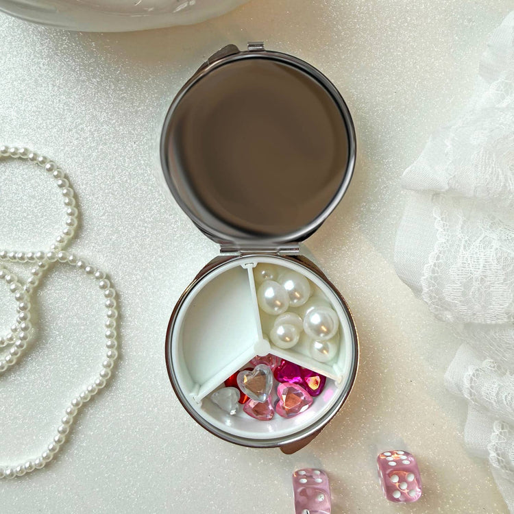 Swan Pill Case