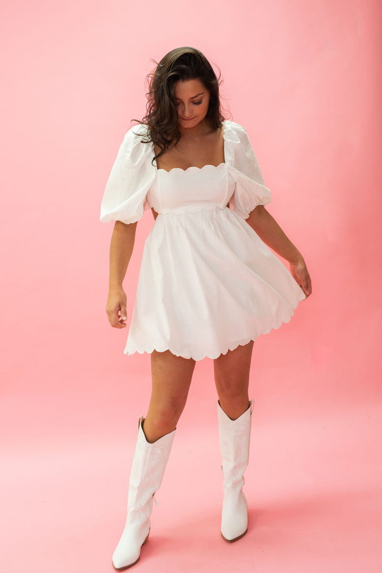 Scallop Detail Dress in Off White