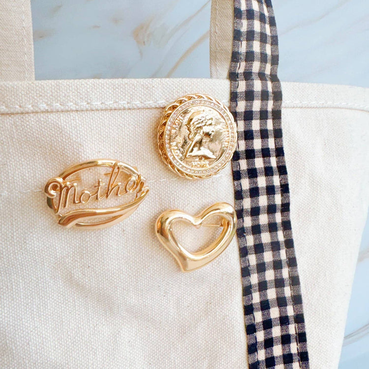 Retro Script Golden Mother Brooch Pin