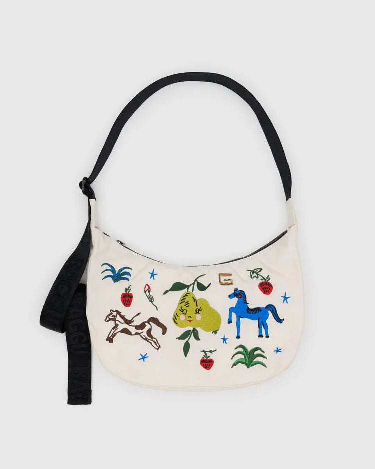 Baggu Medium Nylon Crescent Bag in Embroidered Painted Prairie