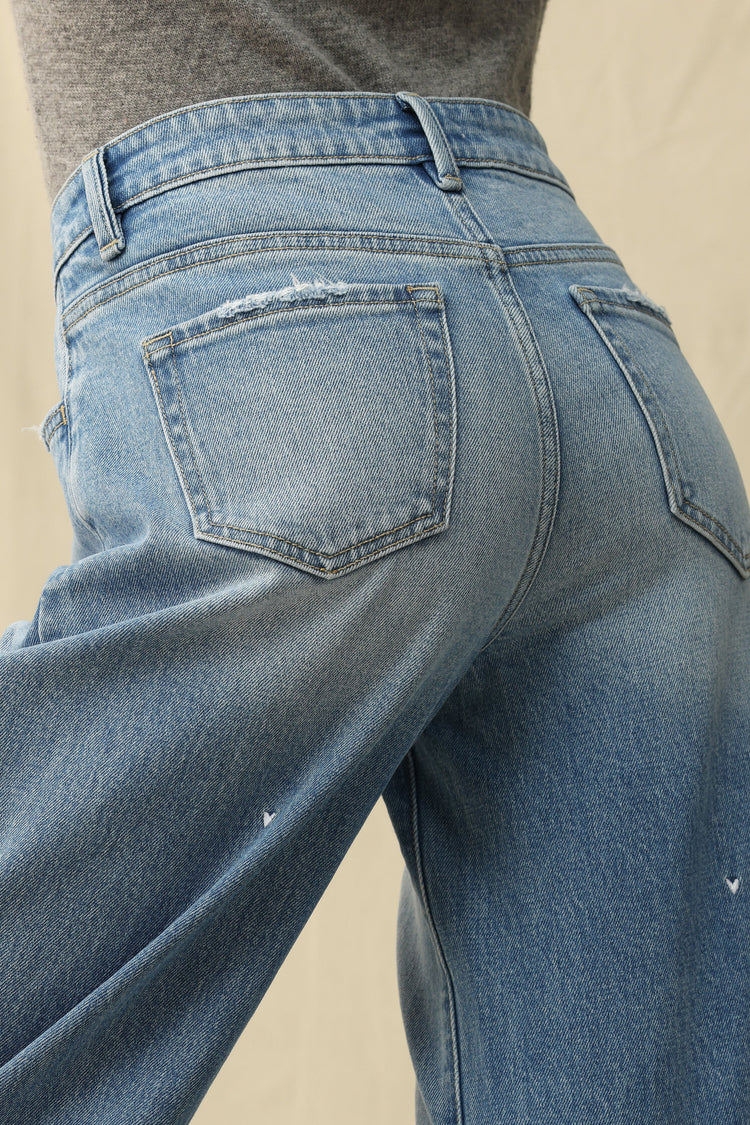 Flora Mid Rise Barrel Jeans