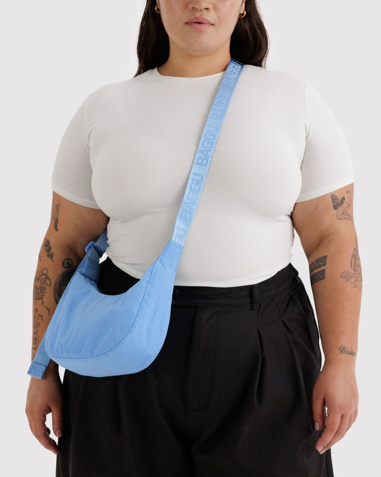 Small Nylon Crescent Bag in Piscine