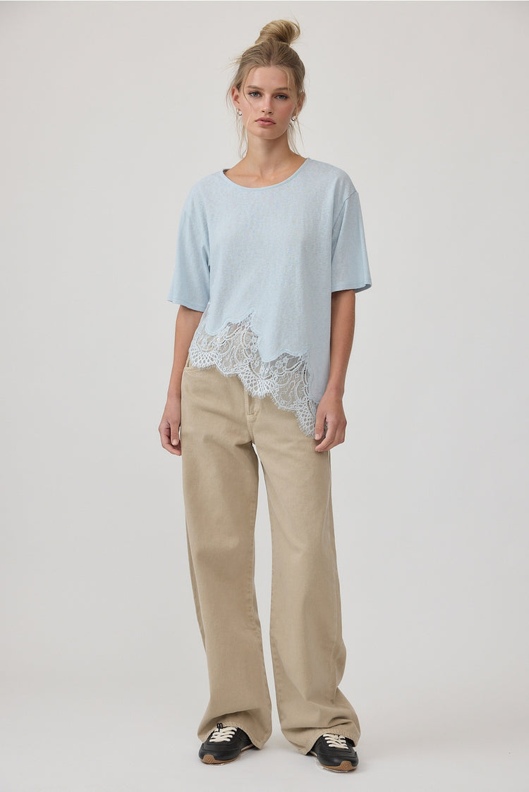 Slub Knit Lace Hem Tee