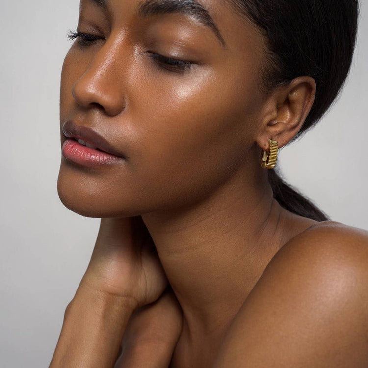 Elly Fluted Hoops