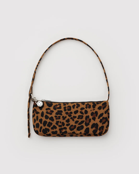 Baggu Nylon Pochette in Leopard