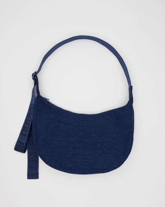 Baggu Medium Nylon Crescent Bag in Navy